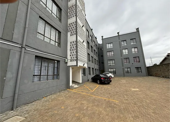 Mupa\'S Luxury Condo II